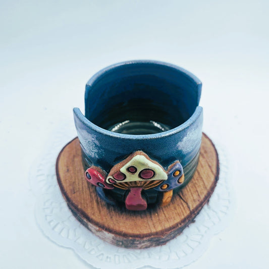 Mushroom Sponge Holder