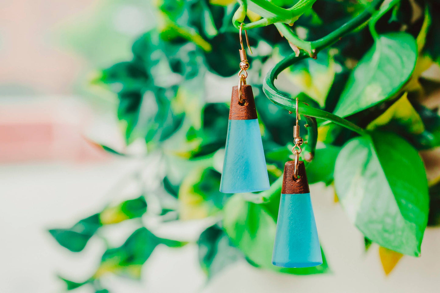 Tahiti Wooden & Resin Earring