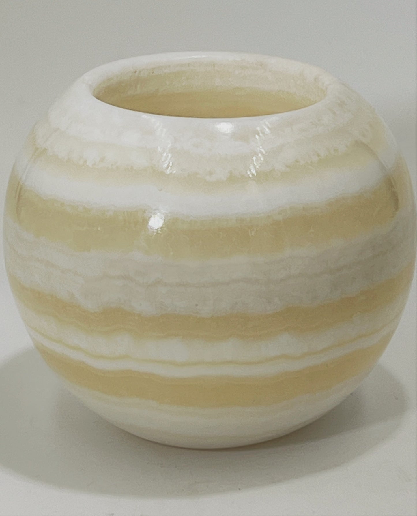 Alabaster Candle holder round