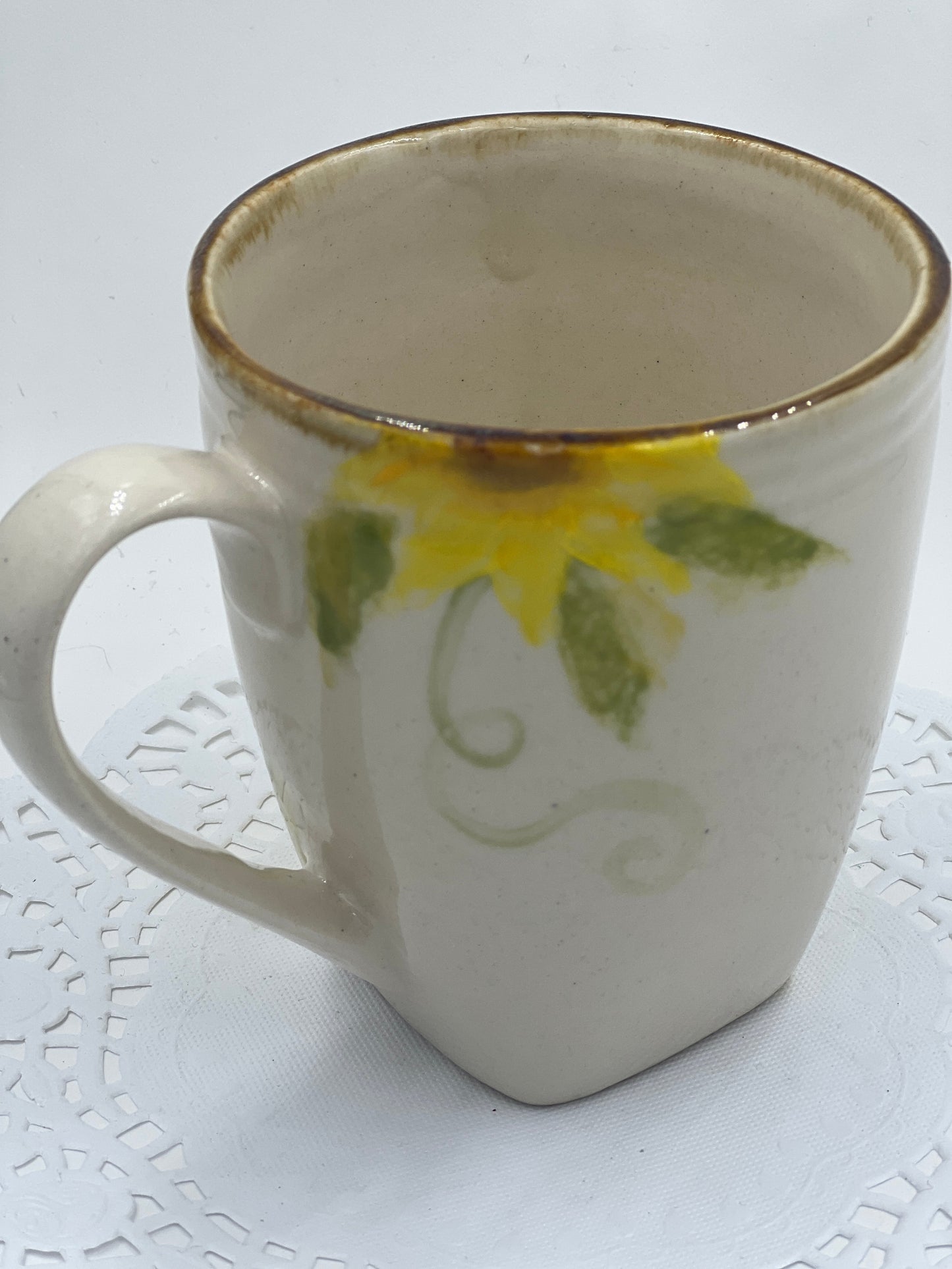 Sunflower Contempo Mug - SmARTivities Pottery