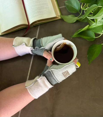Fingerless Gloves Light mix Grey Upcycled from sweaters