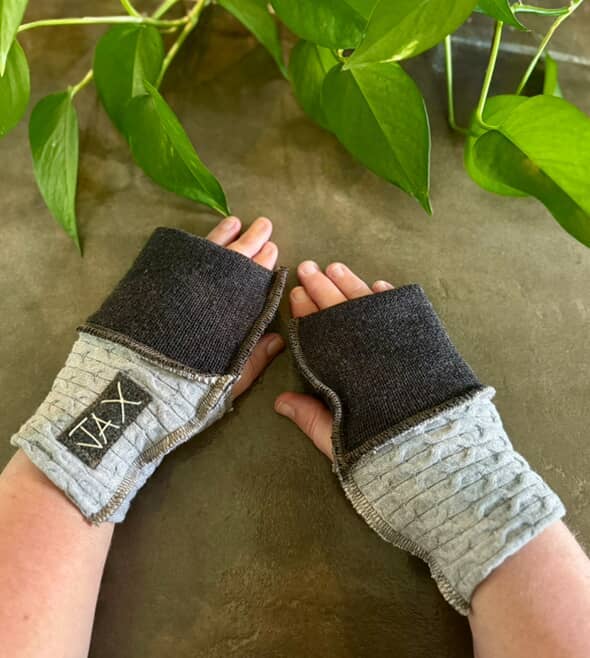 Fingerless Gloves Dark and light grey Upcycled from sweater