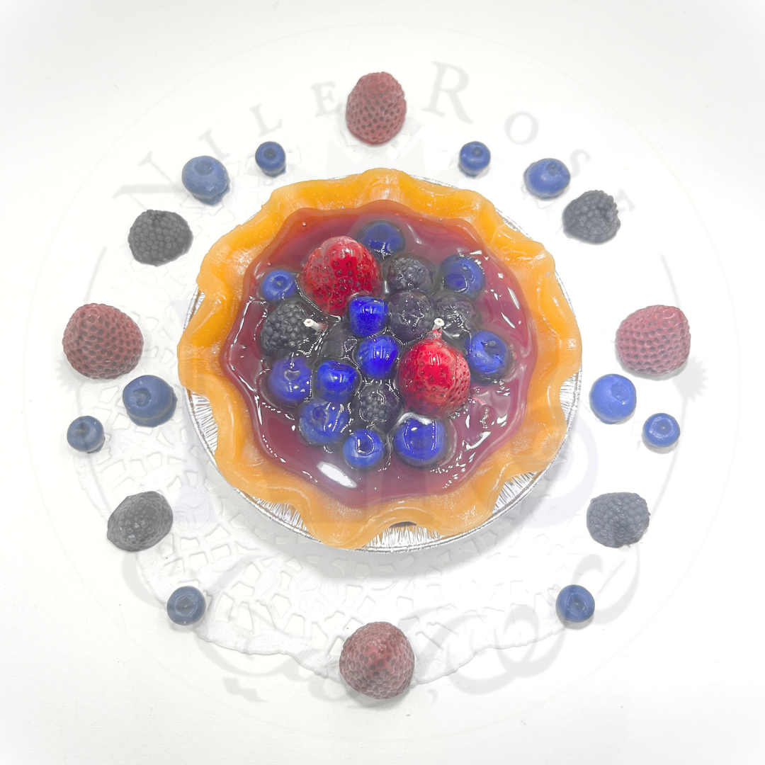 Delightful Berry Nice Pie Candle 5"