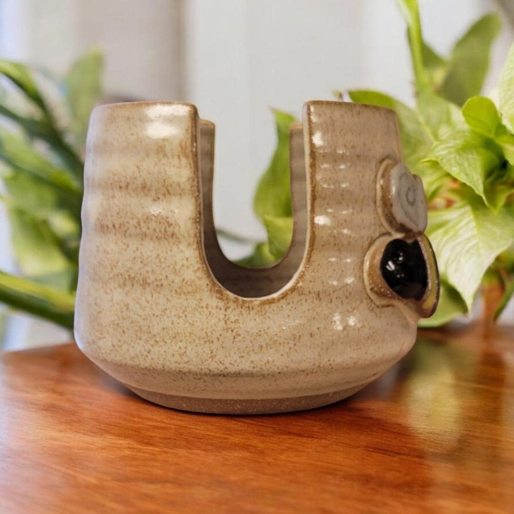 Bee Sponge Holder