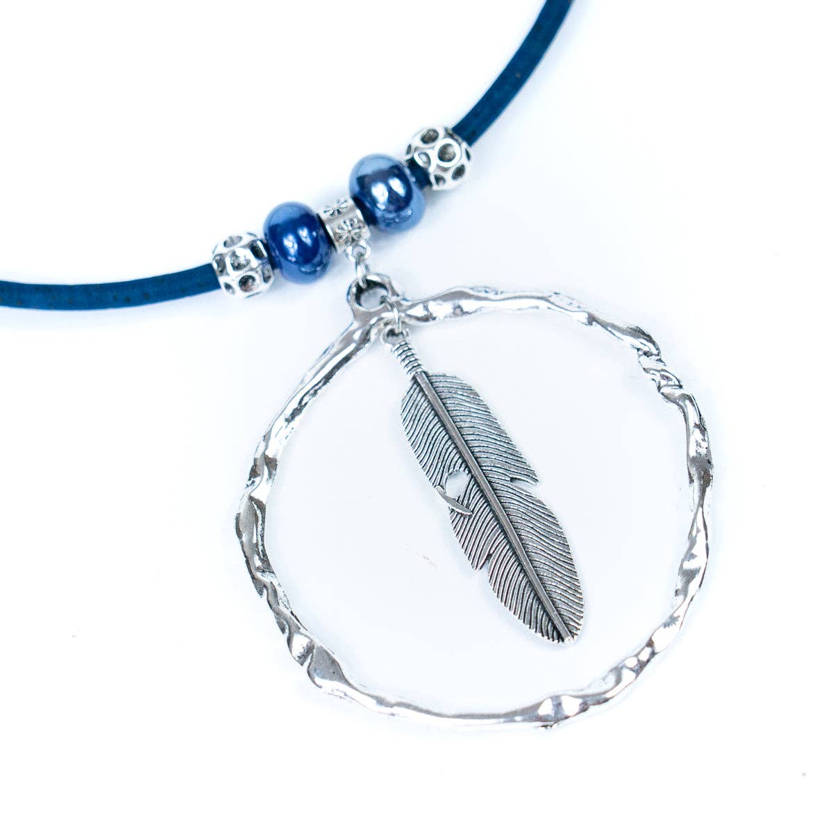 Feather cork necklace with colored cork cord & ceramic beads