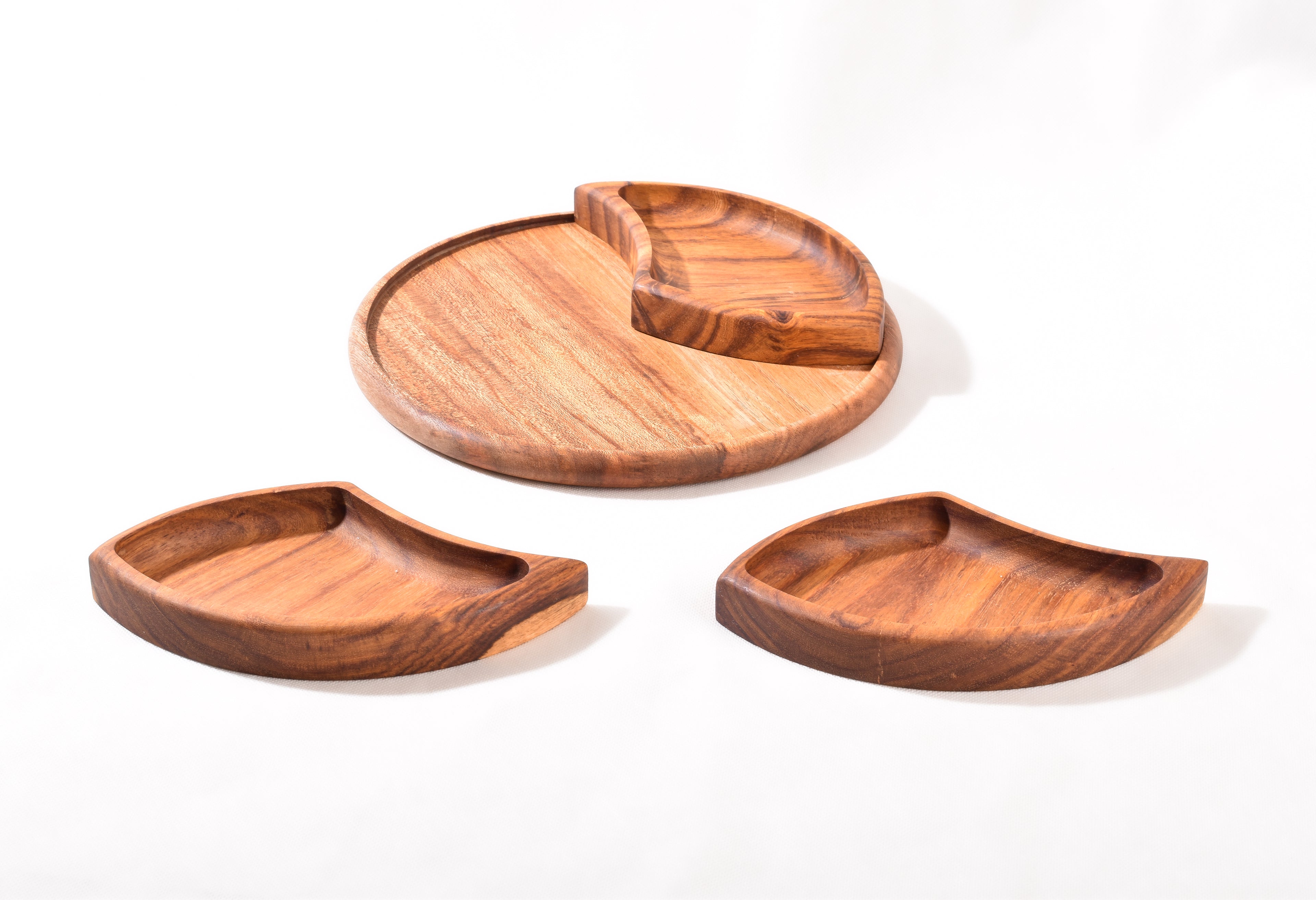 Snack Round divided Platter - Nile Rose woodcraft