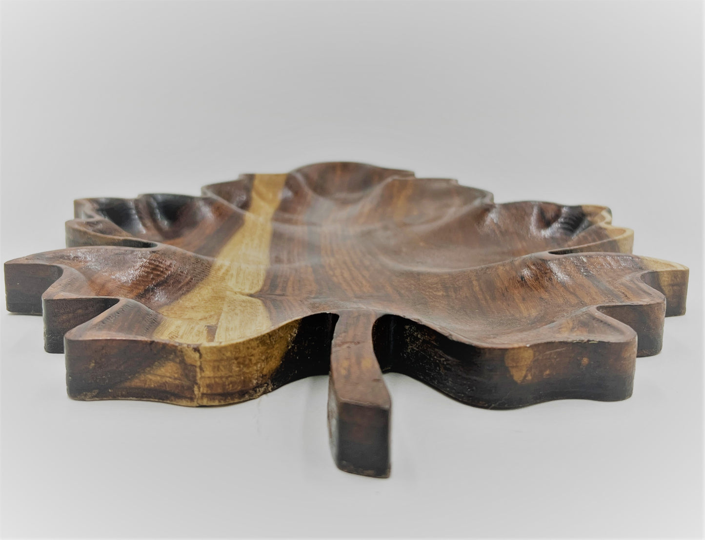 Leaf Plate - Nile Rose Woodcraft