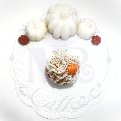 Pumpkin Spice Cupcake - Delightful Candle