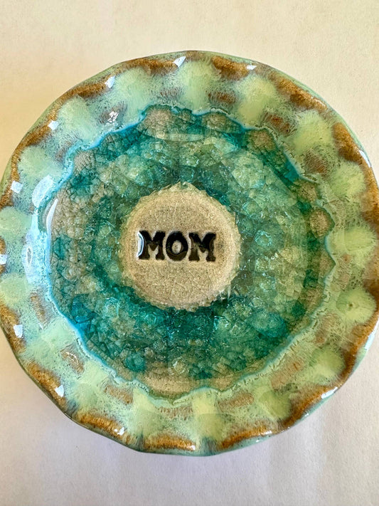 Mom Icon Dish