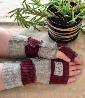 Fingerless Gloves Burgundy and Grey Upcycled from Sweater