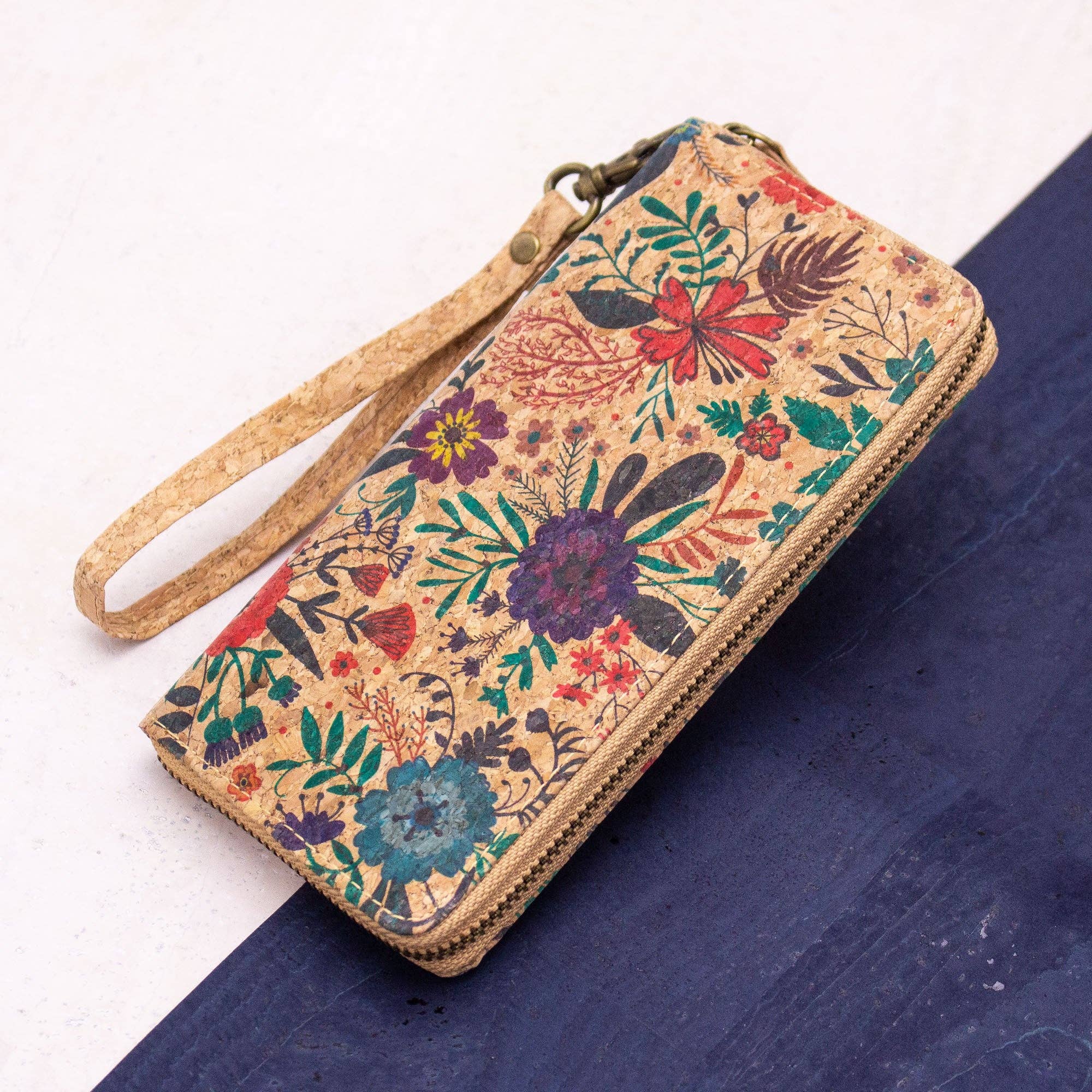 Natural cork with flower pattern zipper women wallet