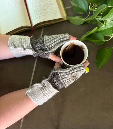 Fingerless Gloves Dark and light grey Upcycled from sweater