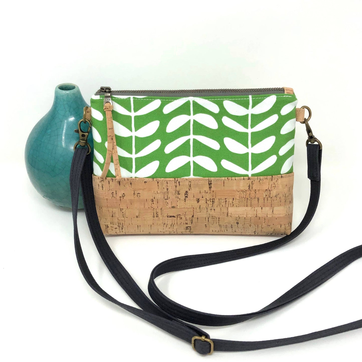 mmb - Crossbody Green Vines